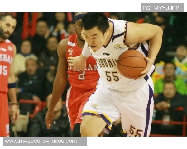 韩德君的篮球人生：从青涩少年到CBA传奇的辉煌历程与心路历程